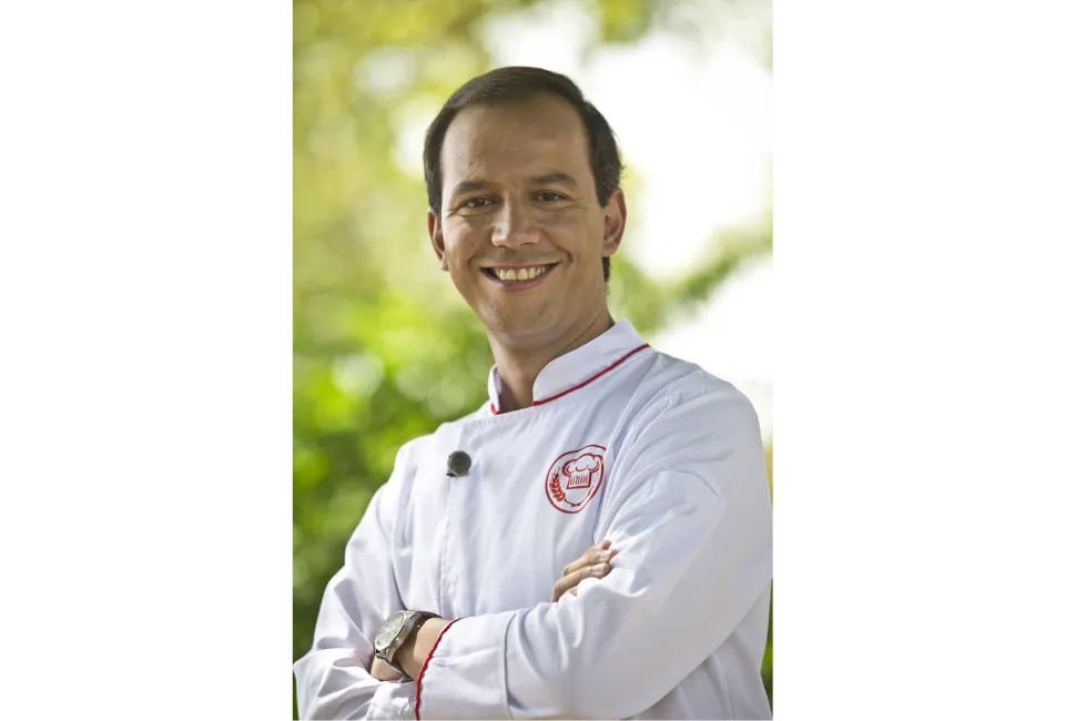 Luca Arguelles - Pastry and Bakery Consultant/ R&D Chef